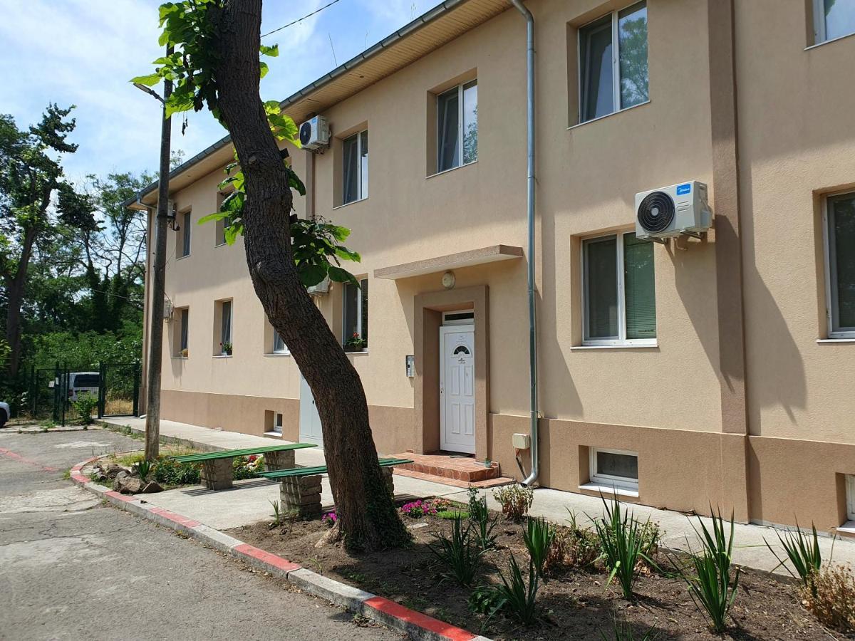 Viriks Hotel Burgas Exterior photo