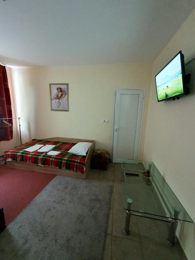 Viriks Hotel Burgas Exterior photo